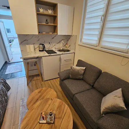 Apartment Minnie